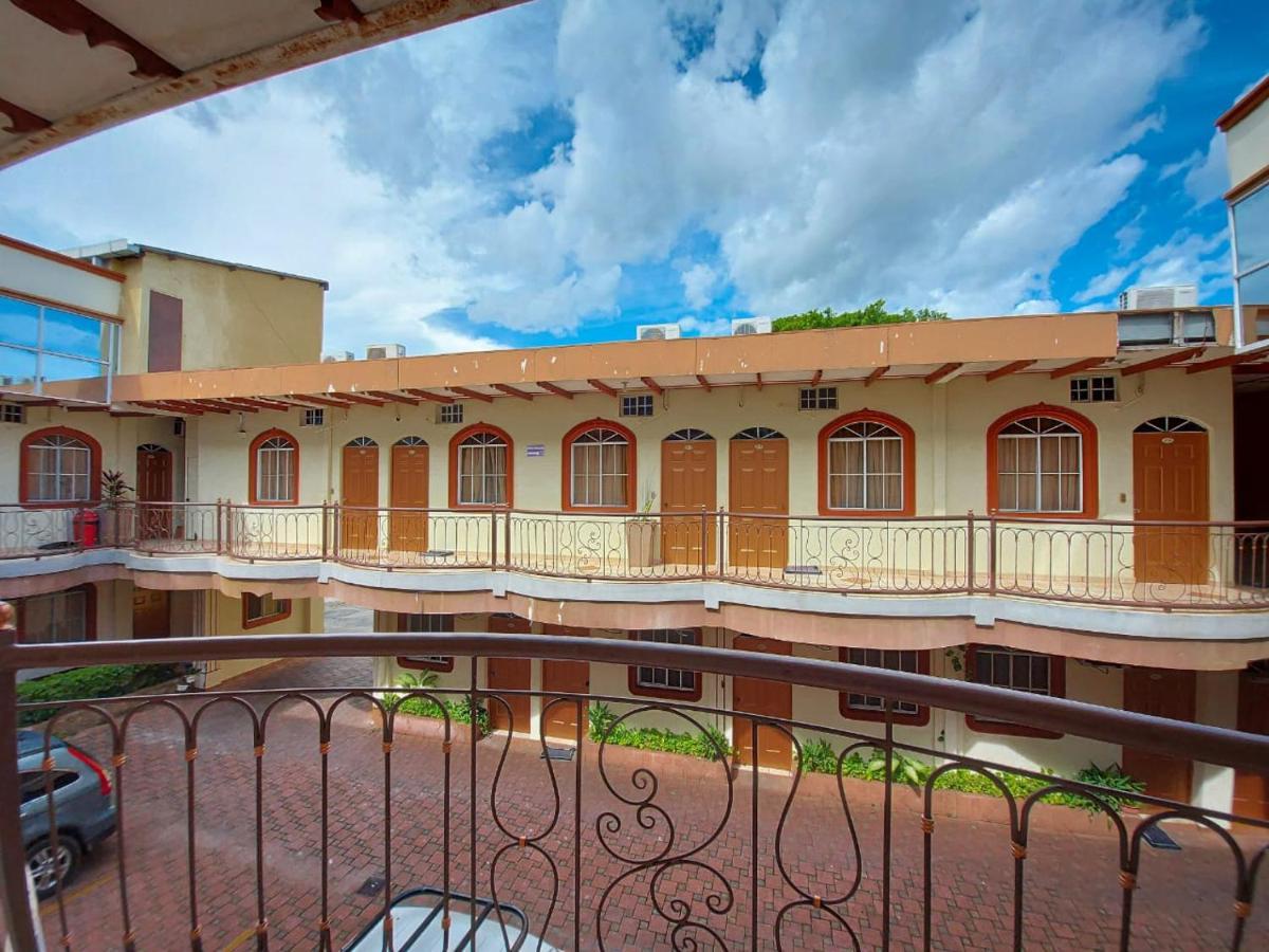 Hotel Continental Plaza San Miguel Exterior photo