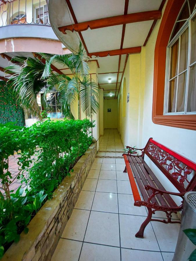 Hotel Continental Plaza San Miguel Exterior photo